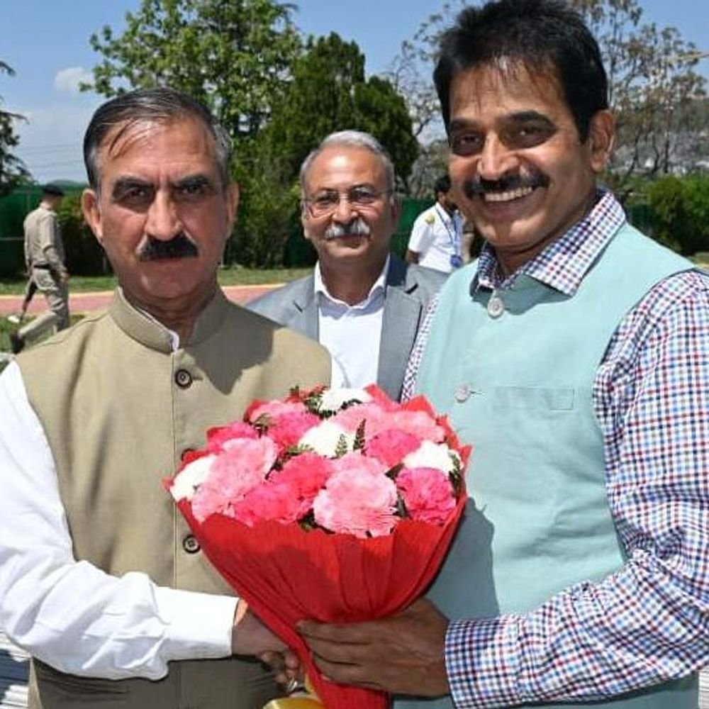 कांग्रेस के राष्ट्रीय महासचिव केसी वेणुगोपाल शिमला पहुंचे:सीएम सुक्खू ने किया स्वागत, लोकसभा की लोक लेखा समिति की शिमला में लेंगे मीटिंग